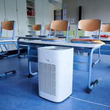 Air Purifier for Indoor Air Quality Improvement